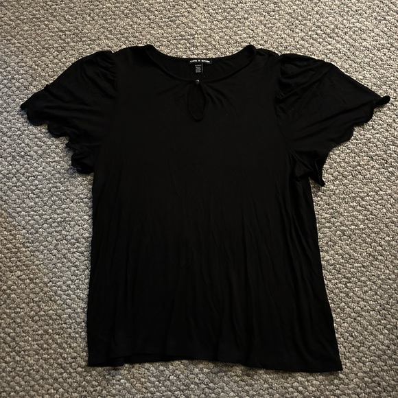 Black Blouse - Picture 1 of 4